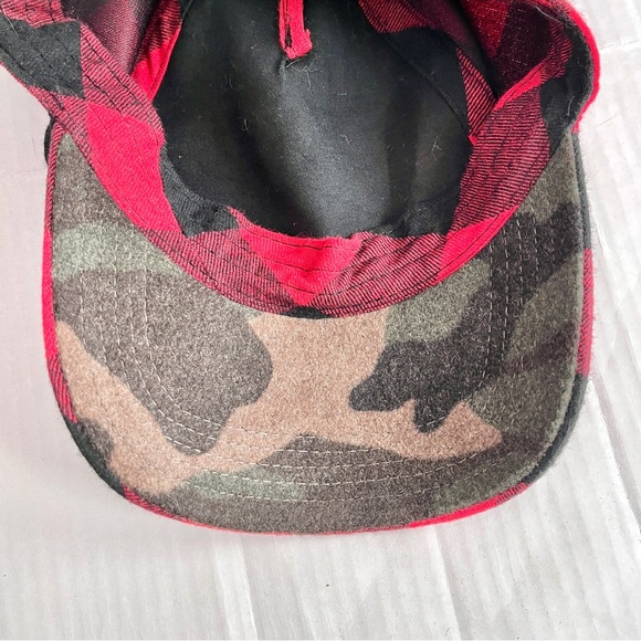 GAP Buffalo Plaid Camo Loggers Cap - Picture 2 of 9